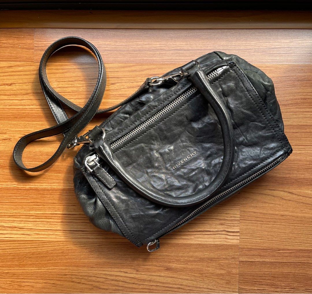 Givenchy Pandora 2 way (Category: Luxury Bags & Wallets) located in Caloocan City. Submitted by thejoyofshopping (Listing ID 1345311254, Image 1). Description: Size: Small Material: wrinkled Sheepskin Leather Color: Black .