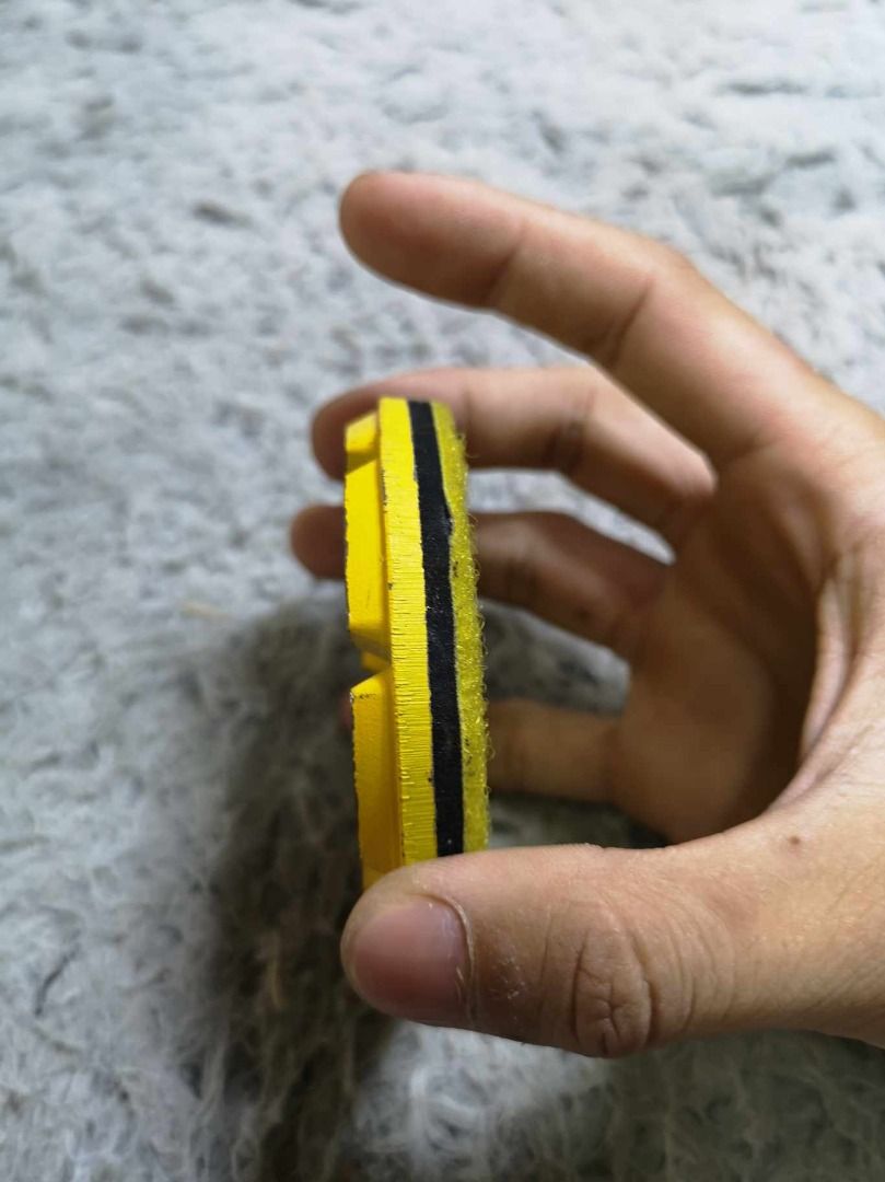 Granite Polishing Pods (Category: Construction & Building Materials) located in Santa Cruz. Submitted by jmy_surplus.2 (Listing ID 1345464273, Image 2). Description: Size ; L - 8 w - 8 Color ; Yellow Type ; Pods Brand ; No brand Material ; Metal Style ; Granite Polishing Pods LG 94 JMY 4.