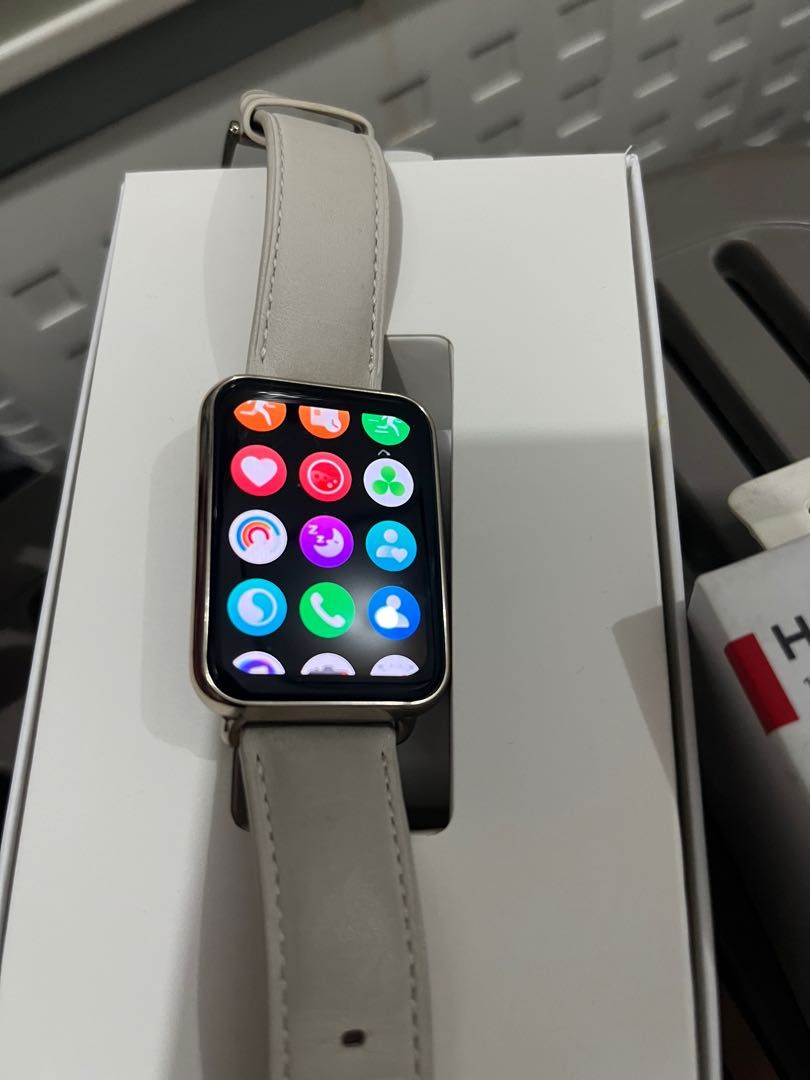 Huawei Watch Fit 2 (Category: Wearables & Smart Watches) located in Pasig City. Submitted by lizzzzygirrrrl (Listing ID 1345447488, Image 1). Description: Rfs: for upgrade.