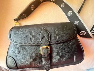 （分類：）位於 。 由 yumilee1113 提交（商品編號 1345407081，圖片 1）。簡介： 。