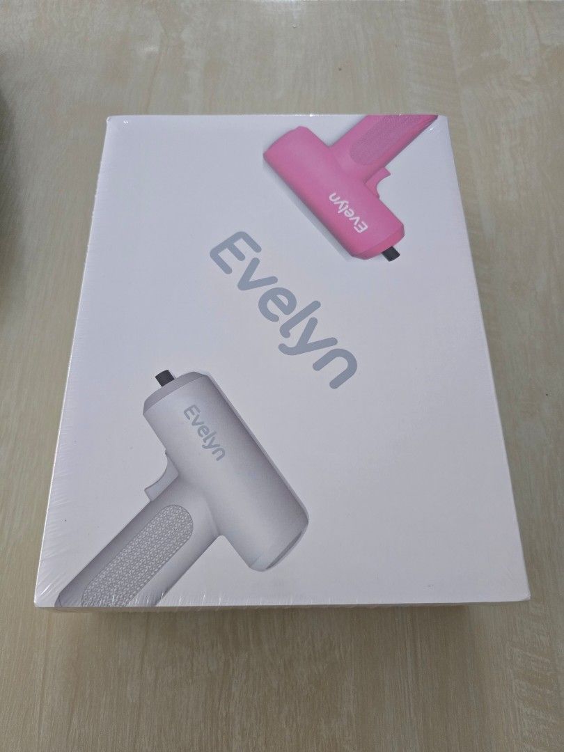 Mini Electric Driver (Category: Home Improvement Tools & Accessories) located in Singapore. Submitted by ljason2017 (Listing ID 1345336813, Image 1). Description: Battery-operated mini electric driver see photos for details.