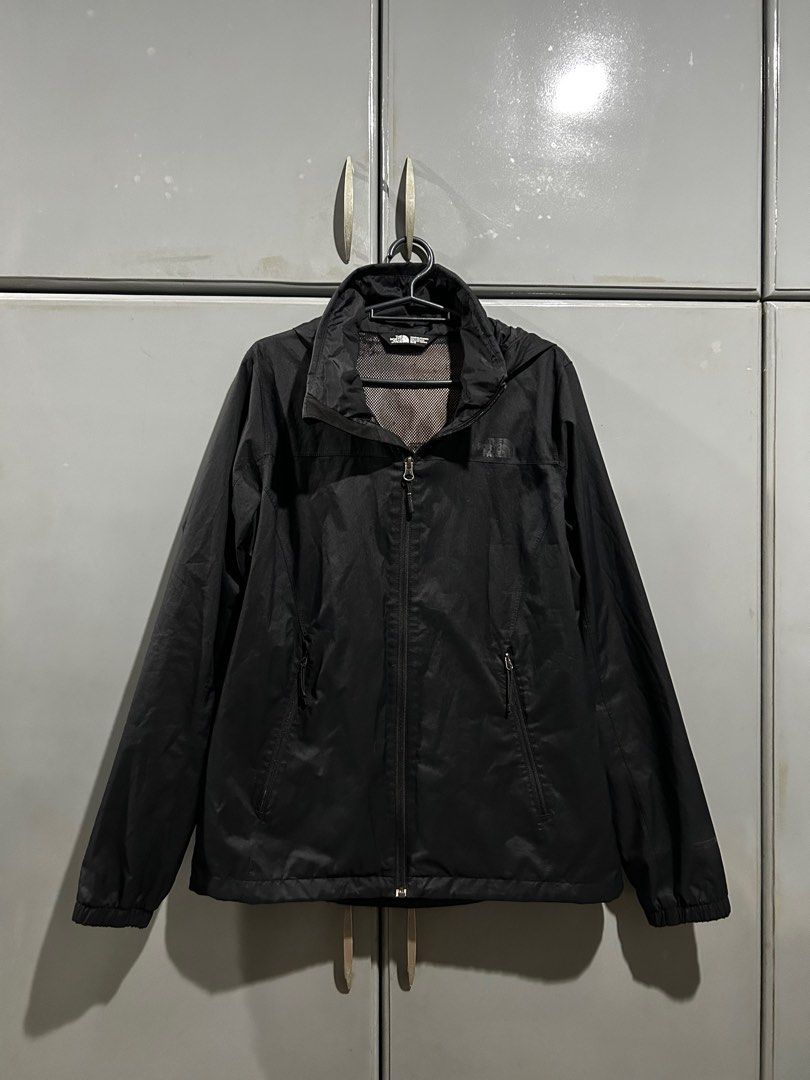 Original The North Face Jacket Womens (Category: Coats, Jackets and Outerwear) located in Meycauayan. Submitted by turtle.thriftph (Listing ID 1345477535, Image 1). Description: This is brand new but got stocked in the closet for so long that the inner gets flaky. You can wash this or make babad to water para matanggal yung pag flakes. Message me for details! ☁︎ Waterproof ☁︎ M/M on size 15inch/26inch ☁︎ Payment First Policy ☁︎ Location: Meycauay