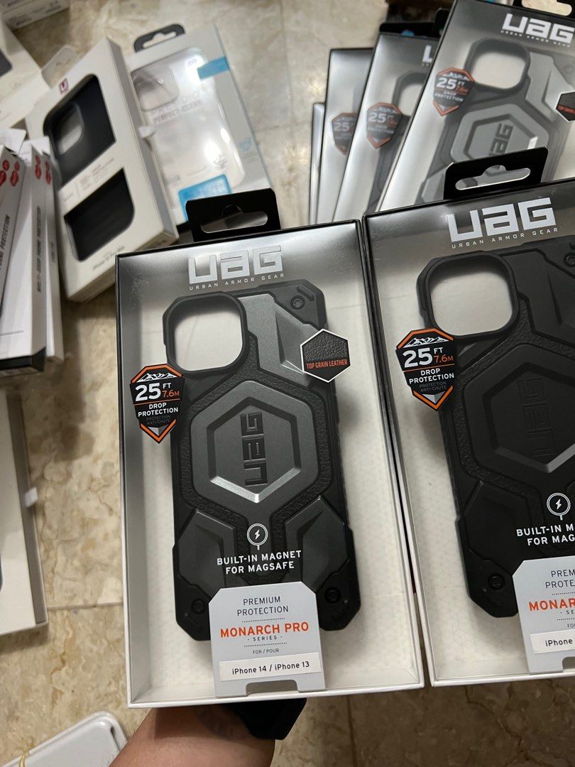 Original UAG Monarch Pro MagSafe ShockProof Case for iPhone 13 / 14 (Category: Cases & Sleeves) located in Manila. Submitted by razelysonn (Listing ID 1345348891, Image 2). Description: 2,000 each Monarch pro magsafe FIXED PRICE .