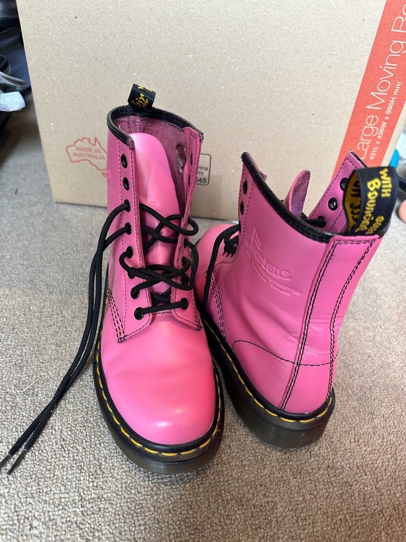 Pink dr martens (Category: Women's Shoes) located in Melbourne. Submitted by mich.i (Listing ID 1345337029, Image 1). Description: Moving out sales Size UK4 Looking to rehome this baby.