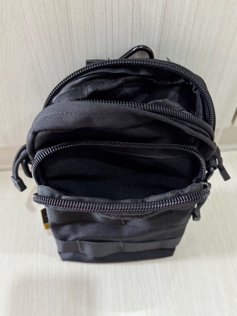 Pouch (Category: Belt bags, Clutches and Pouches) located in Singapore. Submitted by Frank71 (Listing ID 1345353248, Image 3). Description: Military grade pouch - condition : like new, no defect ( 9.9/10 ) use twice only. - colour : black - compartment : 3 compartment - size : 21cmH x 13cm W - material : thick soft canvas material - holding method : side sling, hand carry & secure to back pack or waist belt. .