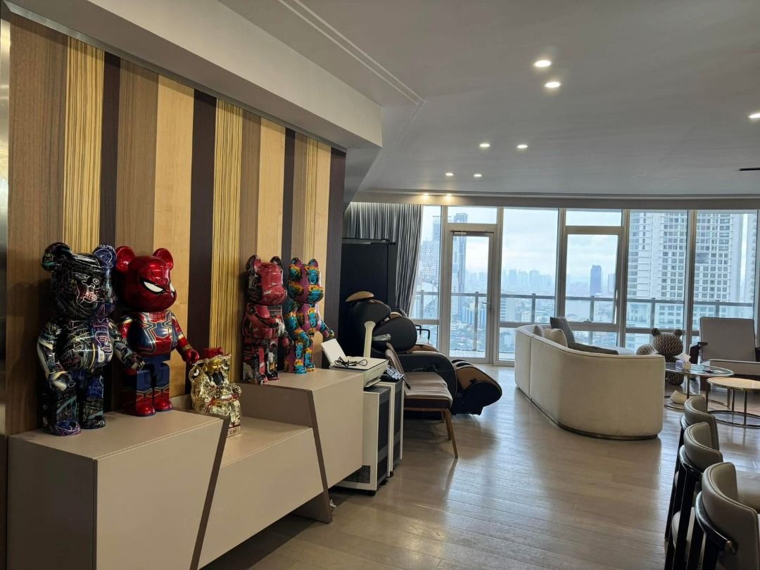 🔆Proscenium at Rockwell - Kirov Tower (Category: Apartments & Condos) located in Makati City. Submitted by renzproperties (Listing ID 1345395991, Image 3). Description: 🔆Proscenium at Rockwell - Kirov Tower For Sale - ₱90M Gross 3 BR + maid’s room w T&B 3 TB + powder room 224 sqm Fully Furnished Parking: 2 Features: •⁠ ⁠Interior designed ✨ •⁠ ⁠Mid floor “C” unit •⁠ ⁠Pasig river view Remarks: •⁠ ⁠Clean title •⁠ ⁠Individual owner •⁠ ⁠Cash buyer o