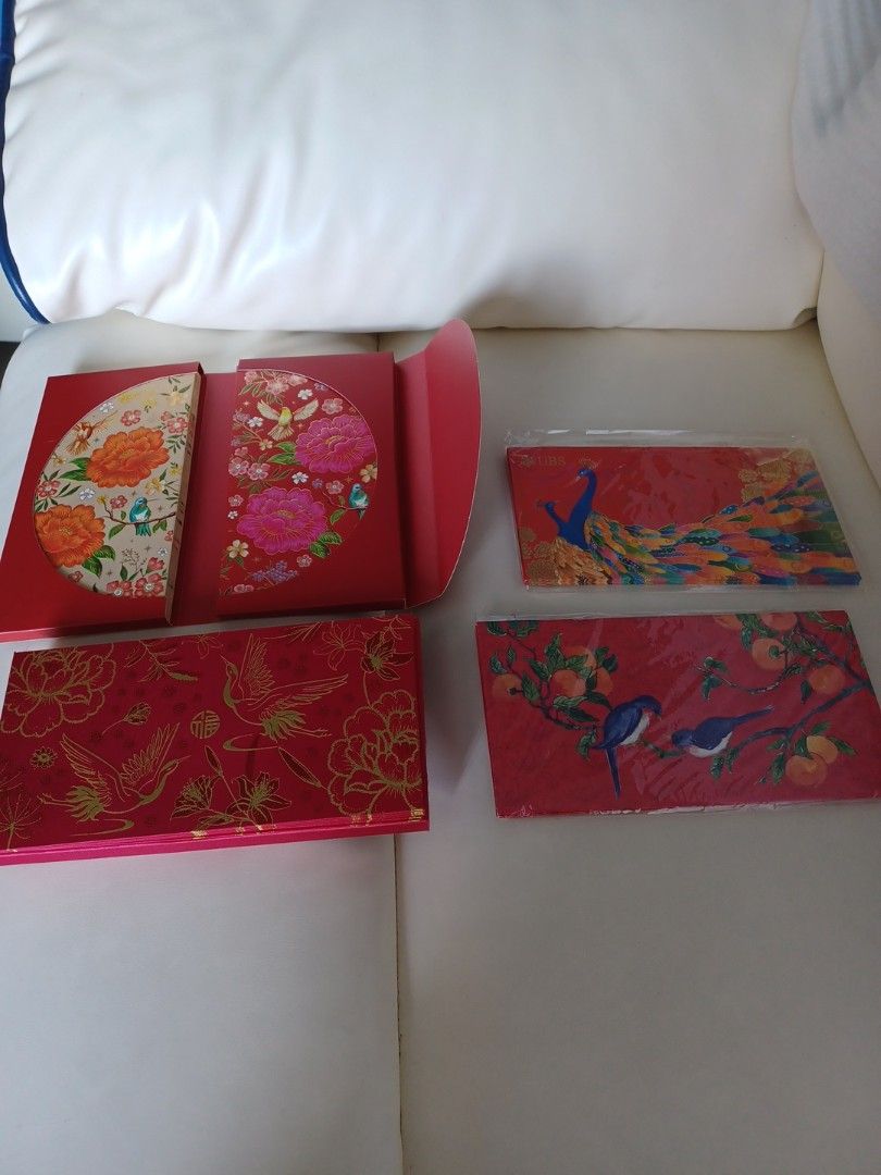 Red Packets assorted (Category: Vintage Collectibles) located in Singapore. Submitted by spitz0518 (Listing ID 1345378515, Image 1). Description: $8 for Citi birds or UBS peacock $15 for Bank of Sungapore birds $20 for capital group.