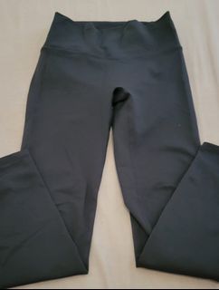 (Kategori: ) berada di . Dikirim oleh cloffee (ID iklan 1345332640, Gambar 1). Deskripsi: .