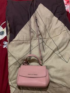 (Kategori: ) berada di . Dikirim oleh _prelovedin09 (ID iklan 1345443916, Gambar 1). Deskripsi: .