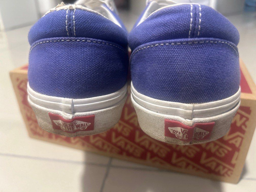 Vans Authentic (Category: Sneakers) located in Shah Alam. Submitted by noraemmy (Listing ID 1345301415, Image 3). Description: Almost in perfect condition of used Vans Era. Authentic and with box. Seldom wear. Worth the buying. Just to need to clear some. Interested just dm’s. Can go for less if negotiate. See you when i see you..thank you.