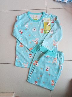 (Kategori: ) berada di . Dikirim oleh Adams_mom (ID iklan 1345339099, Gambar 1). Deskripsi: .
