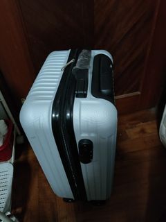 (Category: ) located in . Submitted by gf790206 (Listing ID 1345666002, Image 1). Description: .
