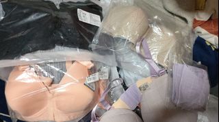 （分類：）位於 。 由 ada_qb 提交（商品編號 1345700985，圖片 1）。簡介： 。