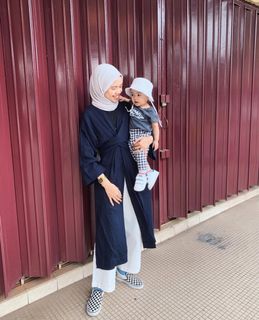 (Category: ) located in . Submitted by _ummuaiman (Listing ID 1345600946, Image 1). Description: .