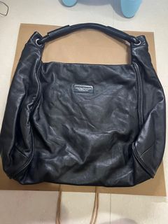 （分類：）位於 。 由 ericaleehun 提交（商品編號 1345537780，圖片 1）。簡介： 。