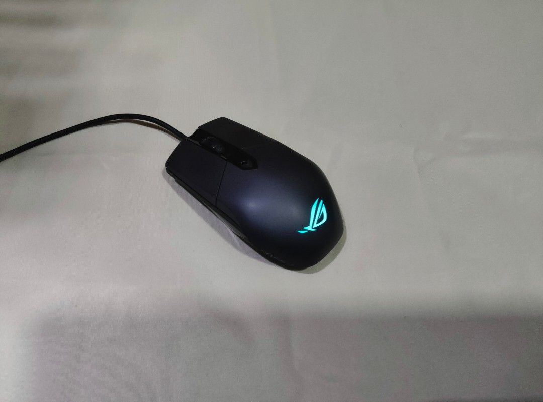 Asus ROG Strix Impact Gaming Mouse RGB Aura (Category: Mouse & Mousepads) located in Taguig. Submitted by nj_sells (Listing ID 1345523215, Image 2). Description: FS: 📍Asus ROG Strix Impact Gaming Mouse RGB Aura (without box) Features: •RGB Aura •Optical Tracking •Wired connection ✔️Original Price: Php 1,950 💲Selling Price: Php 1,600 + sf 📌Location: Taguig City 🧾Mode of Payment: Gcash (Payment first before shipping) ✔️Condition: 10/10 📦Courie