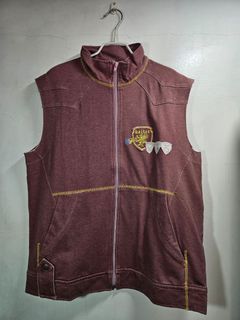 由 afni.fashion (刊登 ID 1345591572，圖片 1) 提交，位於 的 (類別：)，說明：。