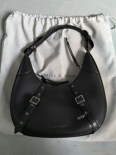 （分類：）位於 。 由 bebe9 提交（商品編號 1345530345，圖片 1）。簡介： 。