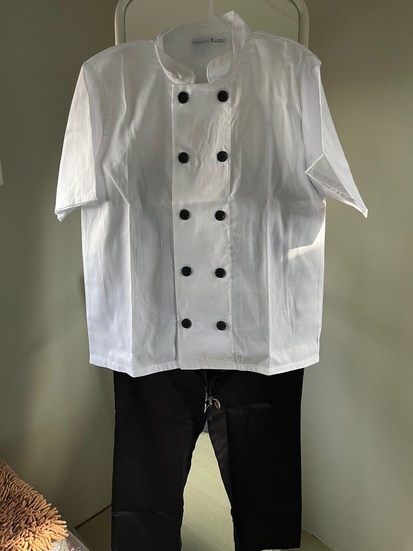 Chef jacket (Category: Coats, Jackets and Outerwear) located in Georgetown. Submitted by harinder0273-33503 (Listing ID 1345608628, Image 1). Description: 2 set CHEF JACKETS & 1 PANTS Bought overseas PICK UP FROM GEORGETOWN ✅✅✅ NEW SIZE M UK SIZE BANK TRANSFER ONLY NO FUSSY BUYER❌❌.