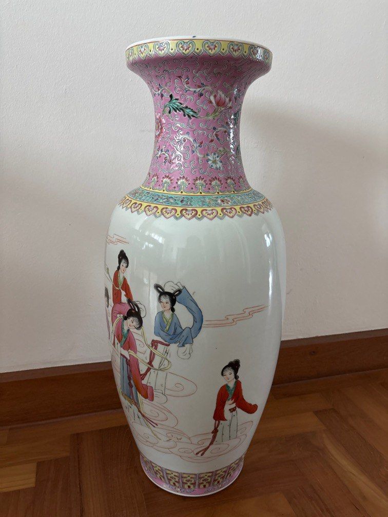 Chinese vase65074869286019111