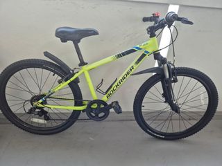 (Category: ) located in . Submitted by clearancesales38 (Listing ID 1345514483, Image 1). Description: .