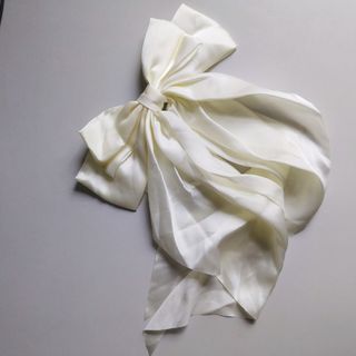 Elegant White Handmade Ribbon Long Bow Hairpin Large Coquette Girly Satin Clip Broadway Gems Laufey Wedding Date Formal Party Hair Accessory
