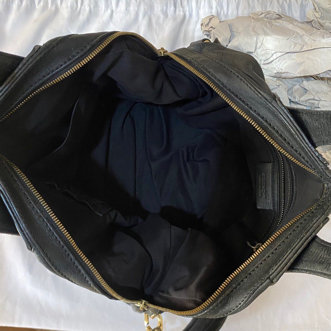 Givenchy Nightingale - Medium (Category: Luxury Bags & Wallets) located in Quezon City. Submitted by celRis (Listing ID 1345578358, Image 3). Description: - Medium - Authentic - Has few flaws on the leather attaching to handle but not really that noticeable - No box but with dustbag. Dustbag has some stains but no stains in the bag itself - Can do meetups pero preferably sa weekends lang and sa Trinoma/SM North/ Vertis .