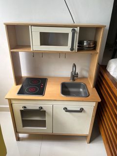 (Category: ) located in . Submitted by kitty_sg8 (Listing ID 1345535726, Image 1). Description: .