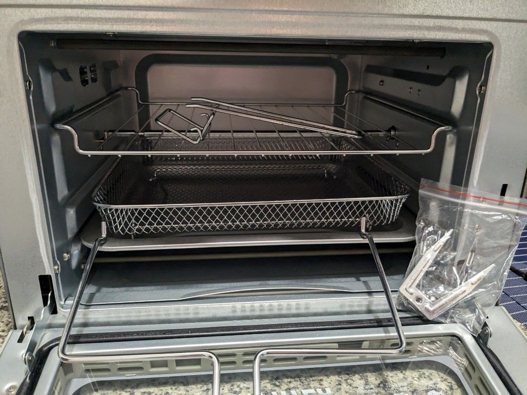 Imarflex Turbo Airfryer 30L (Category: Ovens & Toasters) located in Las Pinas. Submitted by graceysrandomstuffs (Listing ID 1345635739, Image 2). Description: Imarflex Turbo Airfryer 30L Electric convection and rotisserie Never been used but 1 year old. Box not included Specs are included in one of the images Original Price: Php 9,000 Loc for pickup: Bicutan, Parañaque Testing only for sure buyers in meetup location as condominium admin requires 