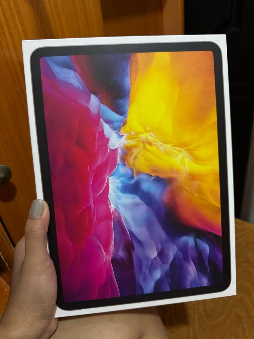 Ipad pro 2nd gen 11 inches (Category: iPad) located in Bacoor. Submitted by angelguanco (Listing ID 1345680662, Image 2). Description: ipad pro 11 inch 2nd gen 30k unli check no dents no history of repair location: manila.