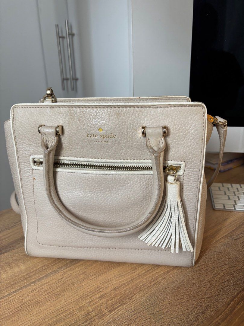 Kate Spade Chester Street Handbag (Category: Cross-body Bags) located in Las Pinas. Submitted by eggspresso (Listing ID 1345680877, Image 1). Description: RFS: Decluttering Please check photos for close up photos This was well used and loved so there are obvious signs of wear and tear This is spacious and structured too! Zippered pocket on front with tassel detail Detachable, adjustable crossbody strap 2 inside pockets Can fit iPad air 10.9” for 