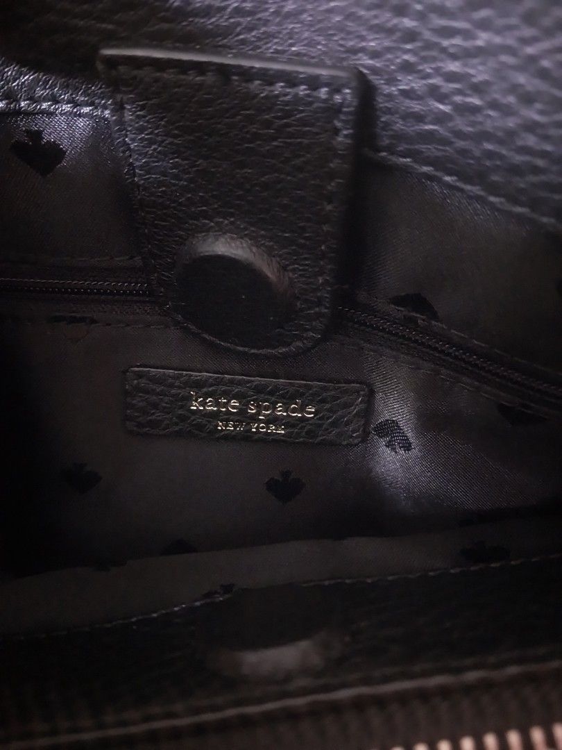 Kate Spade New York Jackson Medium Triple Compartment Satchel (Category: Cross-body Bags) located in San Pedro. Submitted by rizamad (Listing ID 1345584318, Image 2). Description: Thrice used lang. Almost new.