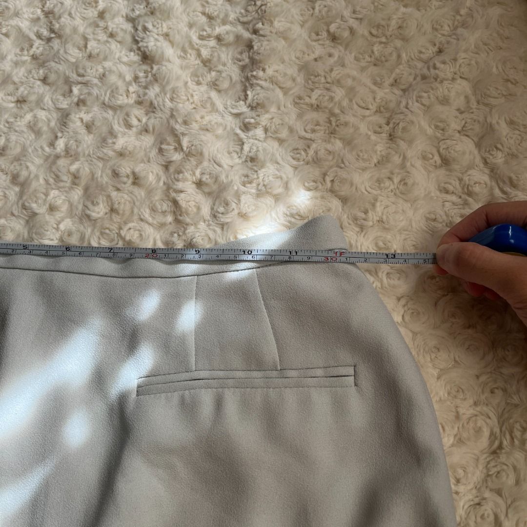 Light Blue Skirt (Category: Skirts) located in Muntinlupa City. Submitted by _2nds (Listing ID 1345591034, Image 3). Description: - used once - light blue color - RFS: decluttering - Shipping c/o of the Buyer - Location: Alabang and Binan Laguna - Last Price Posted; No lowballers.