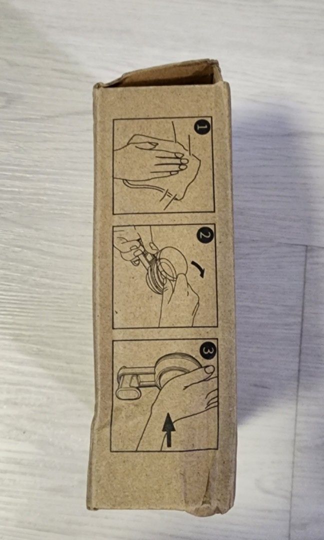 #makespace (Category: Bathroom & Kitchen Fixtures) located in Singapore. Submitted by stationerystore (Listing ID 1345615416, Image 3). Description: Suction hooks bought previously from china the grip is better than those from ikea white colour, 4 pieces per box i have 3 boxes available. due to storage, the boxes are dented but the items inside are intact.