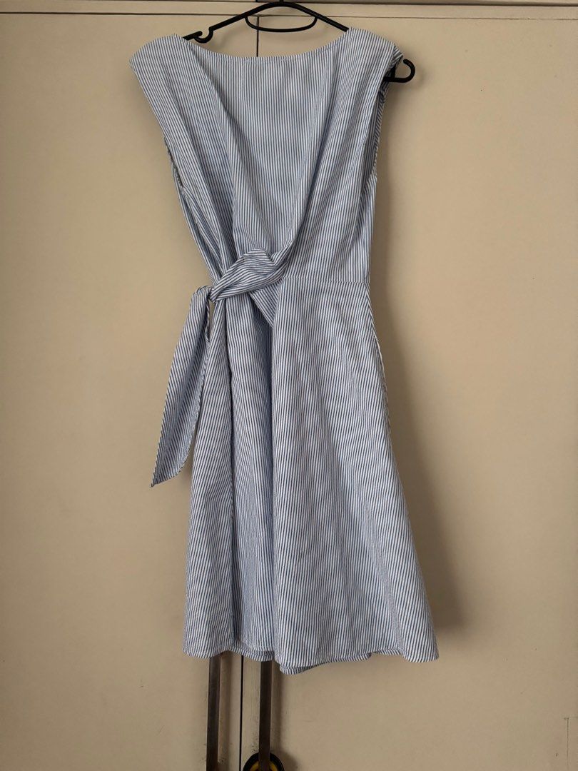 Mango Blue and White Striped Dress (Category: Dresses) located in Pasig City. Submitted by geladrisa (Listing ID 1345526203, Image 2). Description: Brand: Mango Size: Small Padded shoulders Super nice, nakakafresh tignan pag suot Used twice RFS: Gained weight.