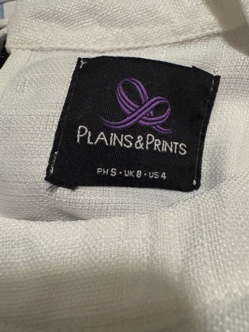 Plains & Prints Top (Category: Blouses) located in Rizal. Submitted by l17873 (Listing ID 1345667851, Image 3). Description: Barely worn Payment via GCash Shipping via Lalamove/Grab.