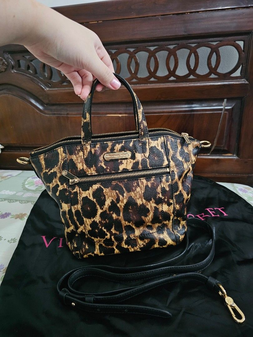 [preloved] TAKEALL Victoria Secret pink duffle bag leopard sling bag