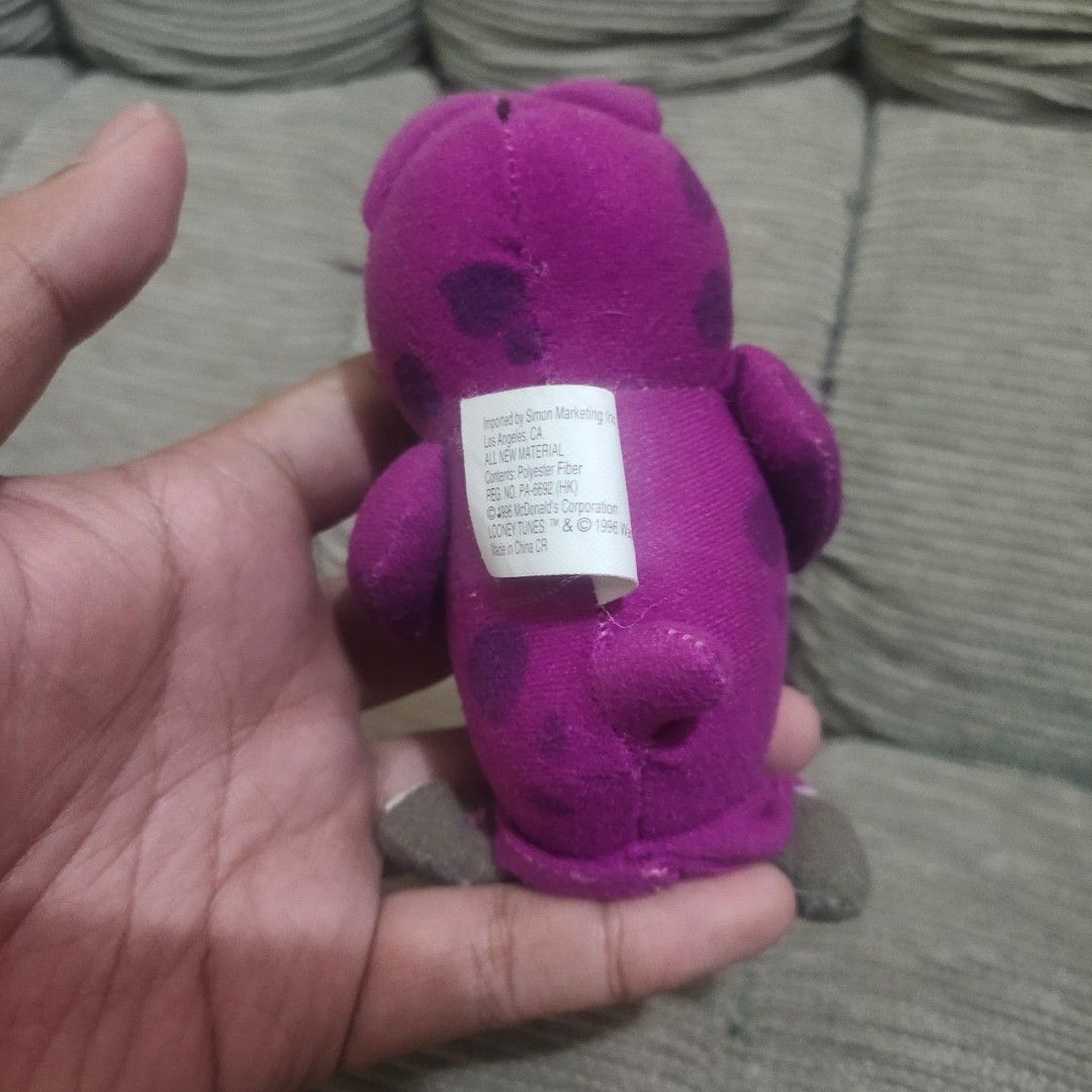 Rare Looney Tunes Space Jam Alien Plush (Category: Plushies & Soft Toys) located in Santa Barbara. Submitted by ezpz.online (Listing ID 1345573071, Image 3). Description: Needs Wash.