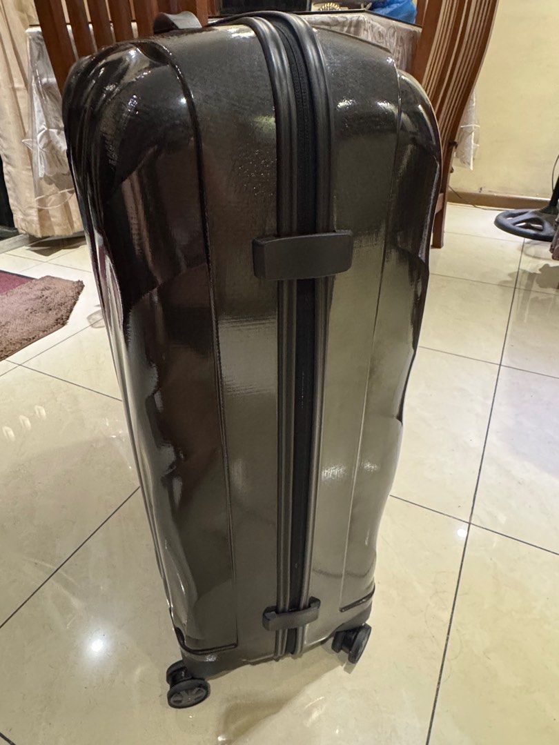 Samsonite C lite hardside luggage Large size lightweight Black (Category: Luggage) located in Manila. Submitted by maydq513 (Listing ID 1345521790, Image 2). Description: used once bought last november 29 2024 can pass as brand new no scratches or signs of use made up of woven polypropylene material very lightweight at 6.8 lbs or 2.8 kilos still has 10 years limited warranty from samsonite message me for inquiries can do meet ups at sm san lazaro