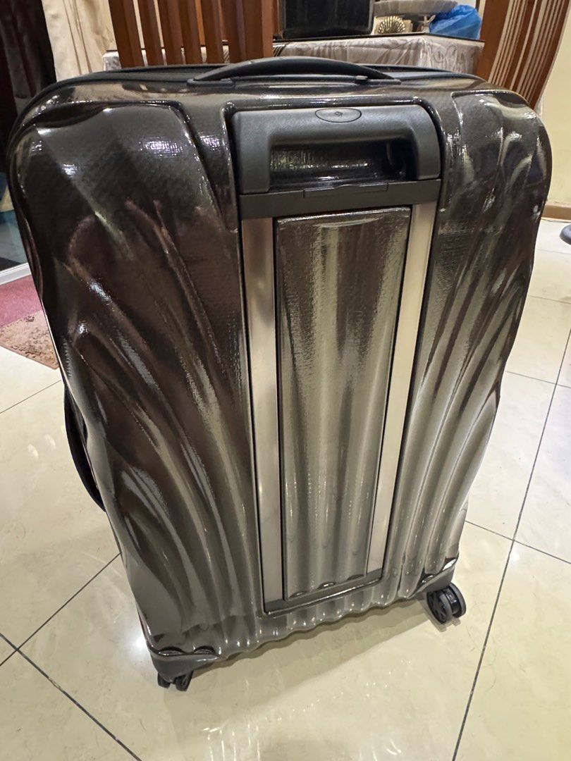 Samsonite C lite hardside luggage Large size lightweight Black (Category: Luggage) located in Manila. Submitted by maydq513 (Listing ID 1345521790, Image 3). Description: used once bought last november 29 2024 can pass as brand new no scratches or signs of use made up of woven polypropylene material very lightweight at 6.8 lbs or 2.8 kilos still has 10 years limited warranty from samsonite message me for inquiries can do meet ups at sm san lazaro