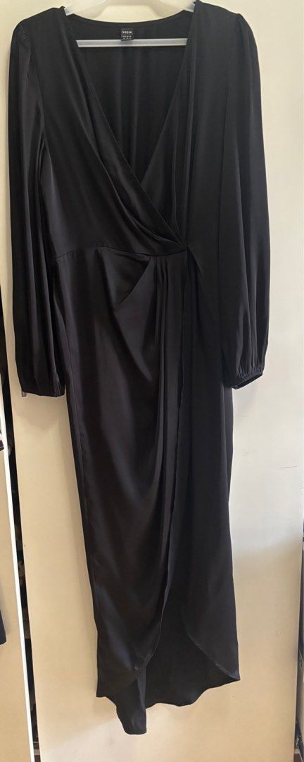 Shein black long dress (Category: Evening dresses & gowns) located in Pasig City. Submitted by aac2021 (Listing ID 1345523565, Image 2). Description: •Worn once at an awards night •Dimensions : Bustline - 32”-36”; Waistline - 30”-36”; Length - 51” front and 56” back .