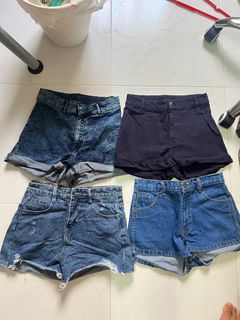 (Category: ) located in . Submitted by clearwardrobehi (Listing ID 1345583353, Image 1). Description: .