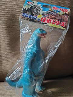 （分類：）位於 。 由 simonchu2046 提交（商品編號 1345552731，圖片 1）。簡介： 。