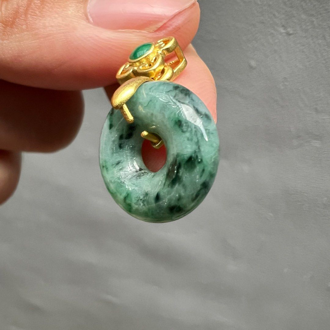 Spicy Green Jade Round Donut Pendant (Category: Precious Stones) located in Manila. Submitted by crystalstoreph (Listing ID 1345672059, Image 2). Description: Authentic and Natural Burmese Spicy Green Jade Round Donut Pendant People believe jade pendants bring optimism and satisfaction. Jadeite pendants are popular jewelry and art. Jadeite pendants calm shocks, fend against good luck and protect against evil. It is believed that jade provides hea