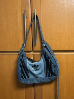 （分類：）位於 。 由 katielee___ 提交（商品編號 1345630738，圖片 1）。簡介： 。