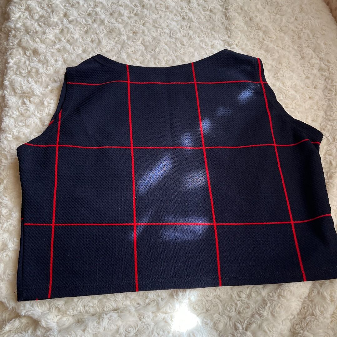Top & Skirt Coords (Category: Sets or Coordinates) located in Muntinlupa City. Submitted by _2nds (Listing ID 1345583347, Image 3). Description: - used once - free size - navy blue color - RFS: decluttering - Shipping c/o of the Buyer - Location: Alabang and Binan Laguna - Last Price Posted; No lowballers.