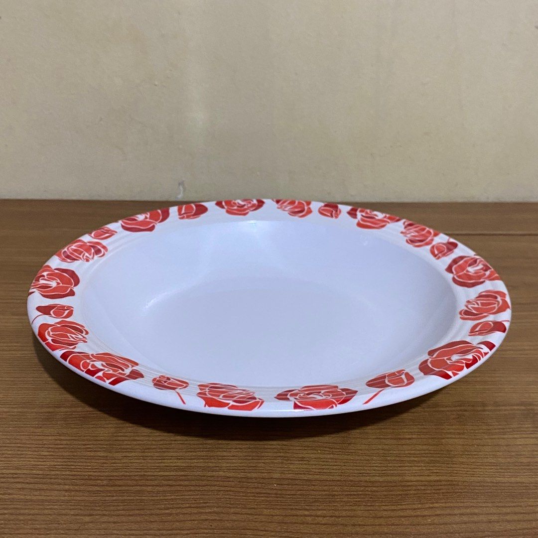TUPPERWARE SOUP BOWL 300ML (Category: Dinnerware & Cutlery) located in Quezon City. Submitted by xtian.store (Listing ID 1345568669, Image 2). Description: !! SUPER SALE !! BRAND NEW & AUTHENTIC • Price: PHP299 EACH (Available quantity: 12 pcs) • Capacity: 300ml • Dimensions: 20cm D each • Elegant soup bowl that can be used to serve hot soups, salads or desserts. • Shock-proof, thus, it does not easily crack. • Scratch-resistant • Actual photos a