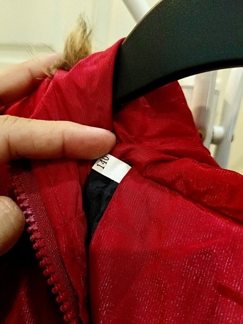 Winter Jacket (Category: Babies & Kids Fashion) located in Seremban. Submitted by puteri_anne (Listing ID 1345582718, Image 3). Description: Condition Like New.. Perfect for winter . ..