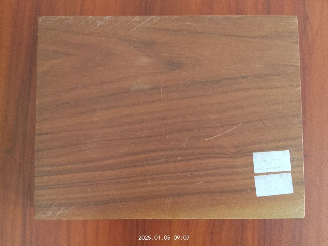 Wooden Box for 2 oz Silver Coins (Category: Currency) located in Angono. Submitted by chris.c. (Listing ID 1345519523, Image 2). Description: Wooden Box for 2 oz Silver Coins 5 slots 50 mm diameter Has signs of usage 500 pesos only, free shipping. Thanks!.