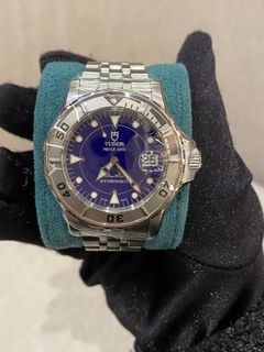 (Category: ) located in . Submitted by luxshare_preloved_ (Listing ID 1345754117, Image 1). Description: .